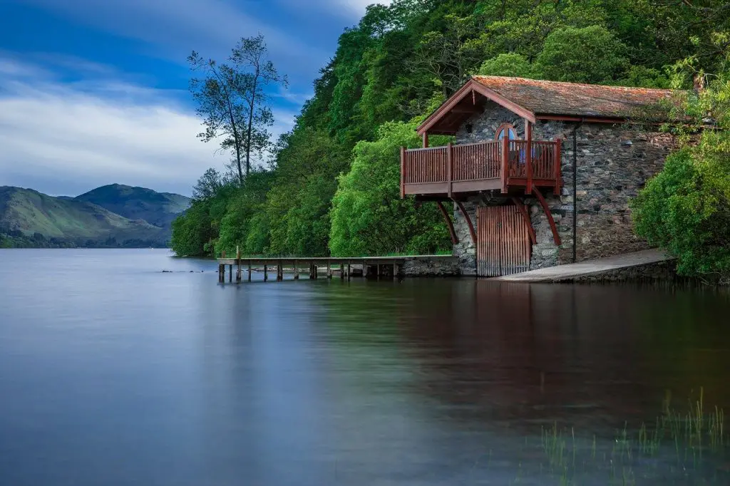 Boat house in Scotland