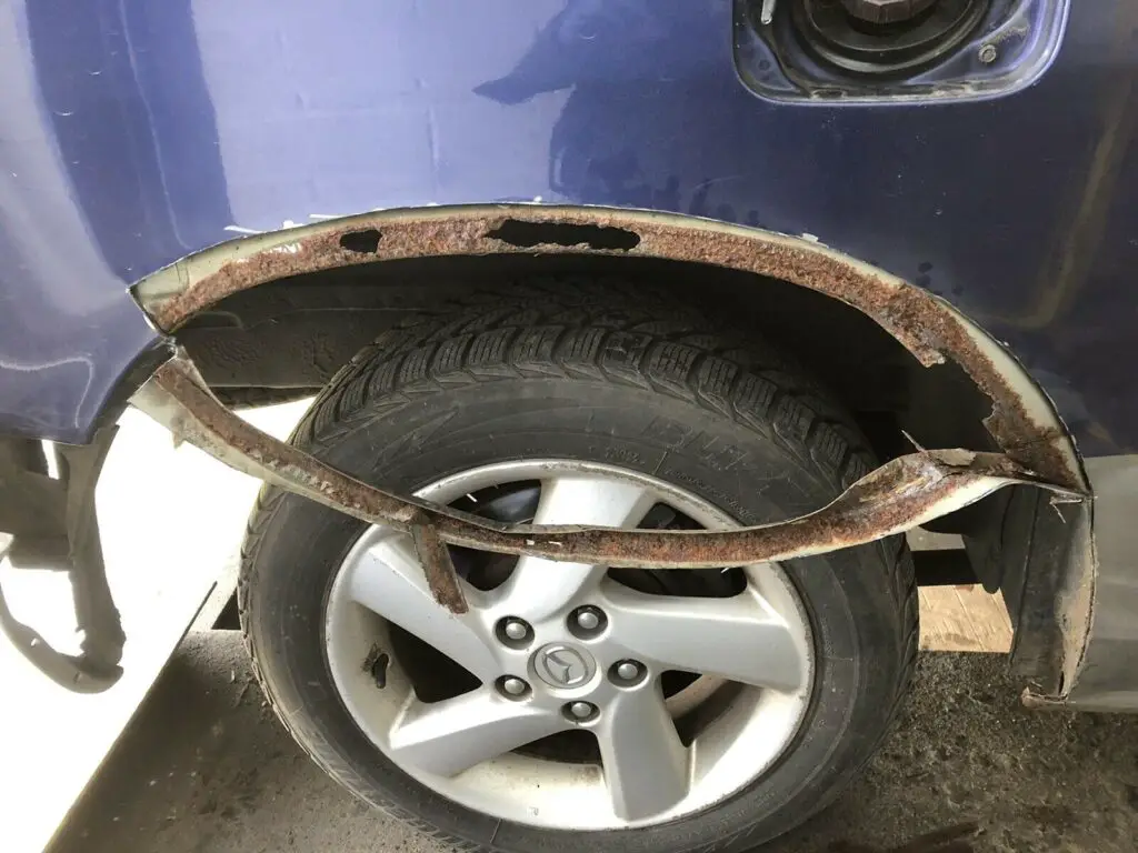 Mazda bongo rusted arches problem